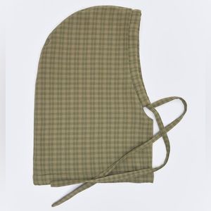 Eve Gravel Basit Hood Hat in Olive and Sage